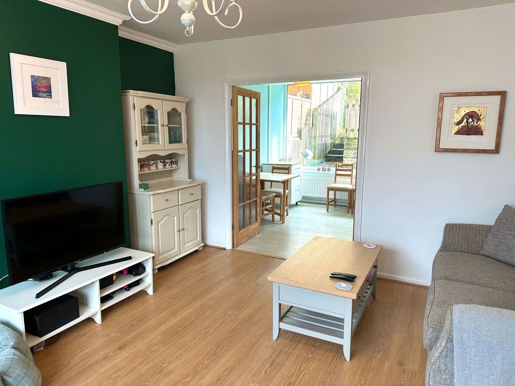 Property photo 3 of 24