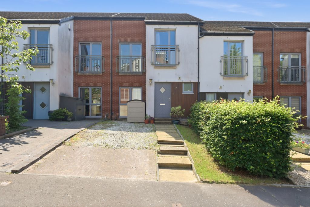 Property photo 1 of 43