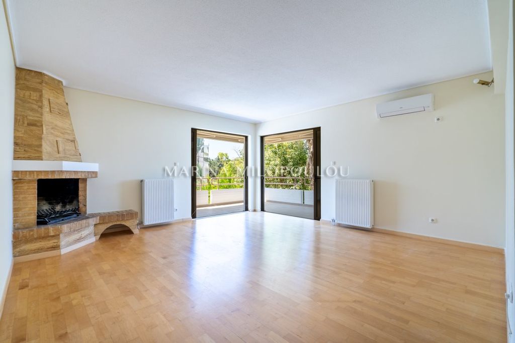 Property photo 3 of 28