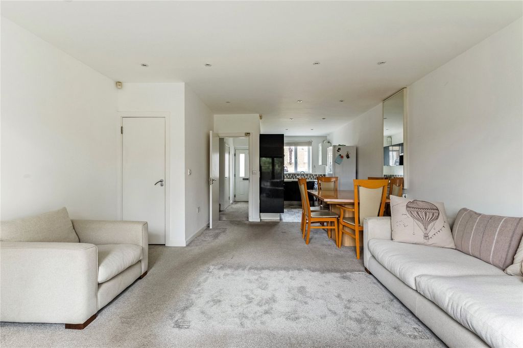 Property photo 3 of 14 Picture No. 06