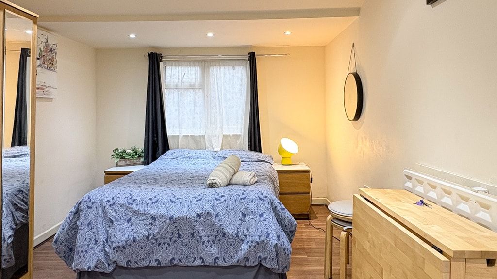 Property photo 3 of 5