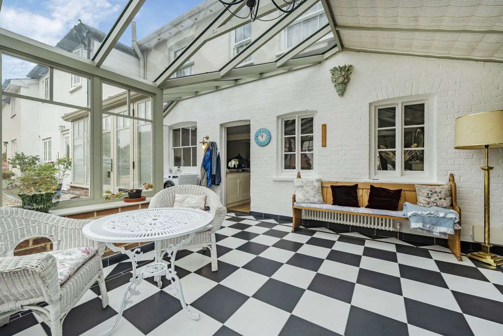 Property photo 2 of 25 1365896-5-68F0d30...