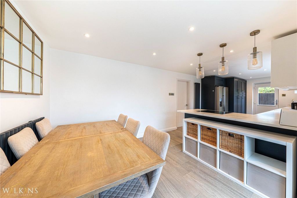 Property photo 3 of 50 Picture No. 16