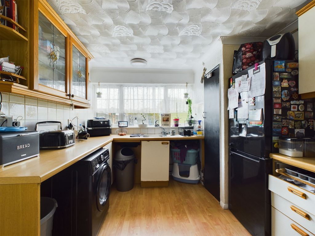 Property photo 3 of 6