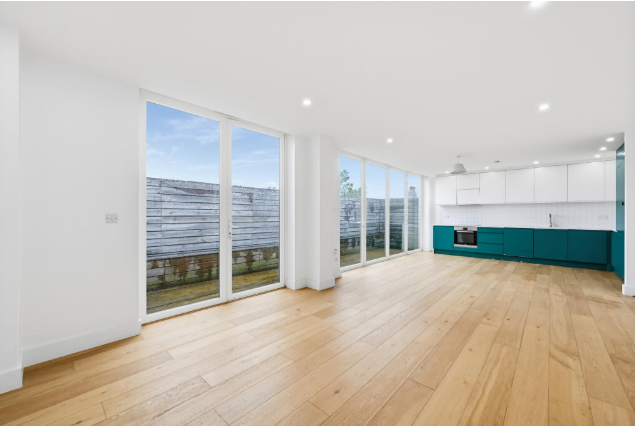 Property photo 1 of 11