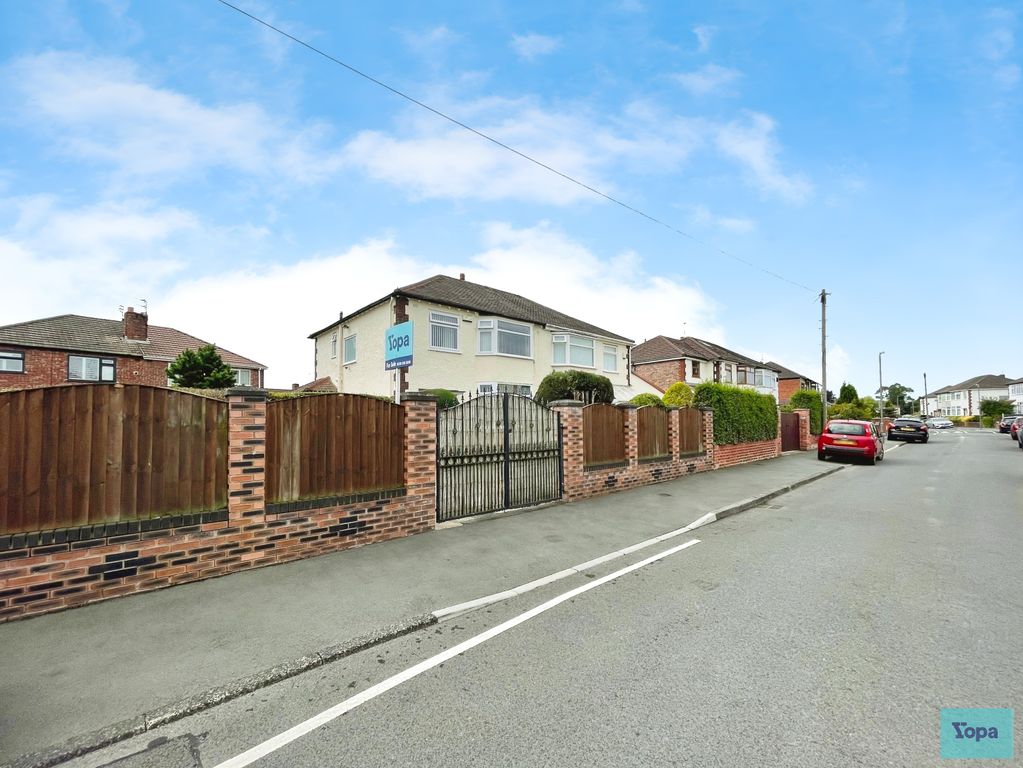Property photo 1 of 28 10