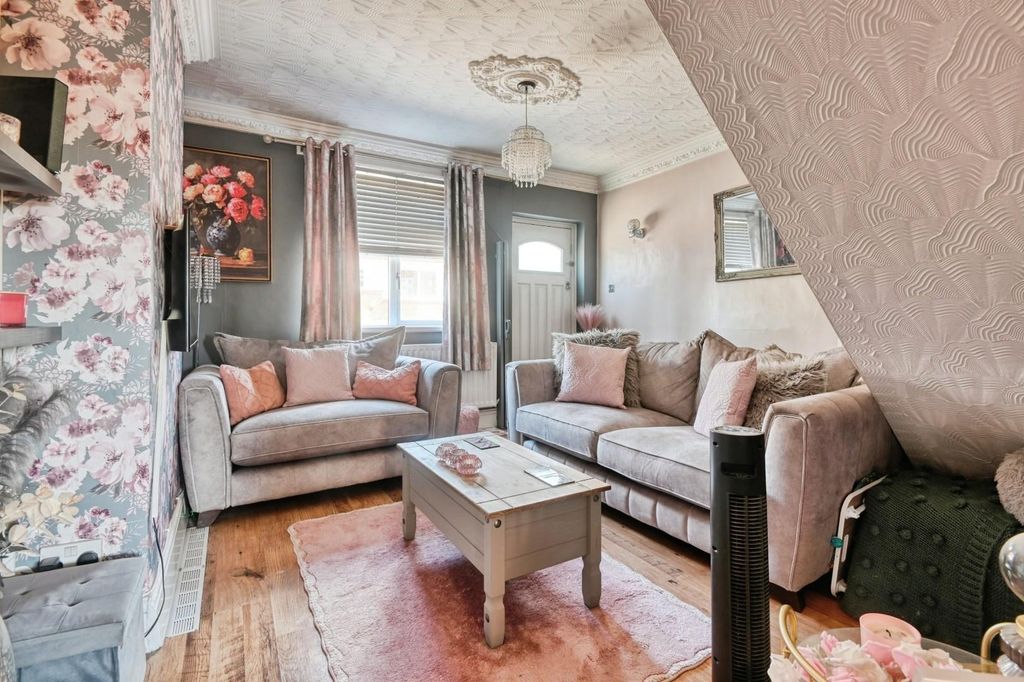Property photo 2 of 16 133Lon9.Jpg