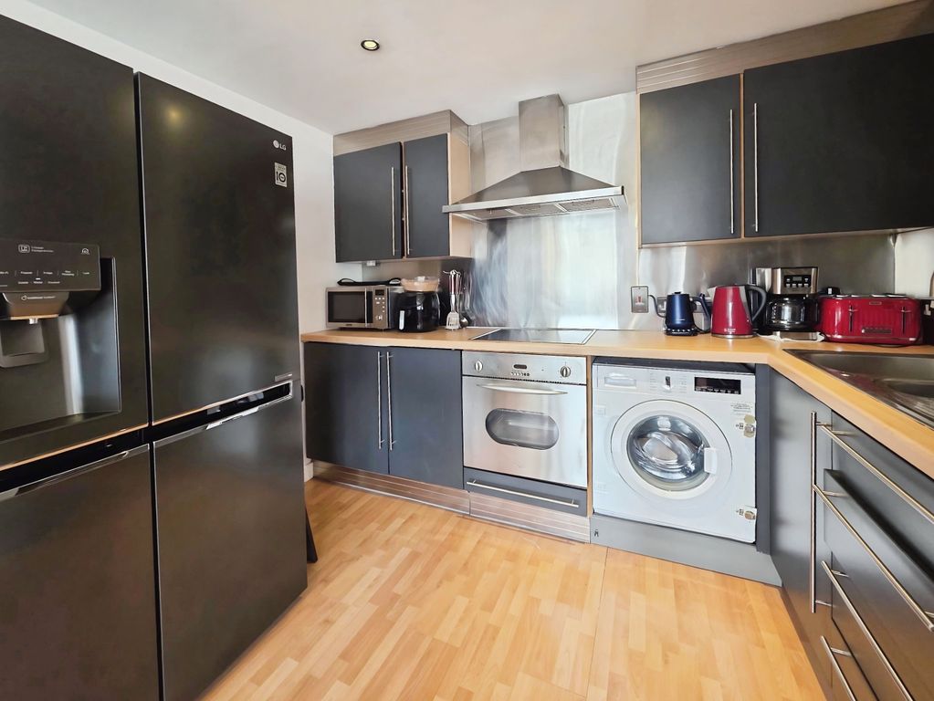 Property photo 2 of 13