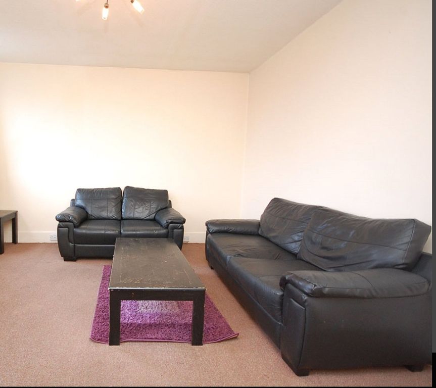 Property photo 1 of 3 Picture No. 13