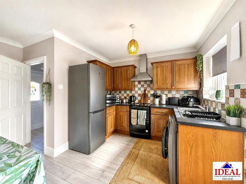Property photo 2 of 15 Kitchen.Jpg