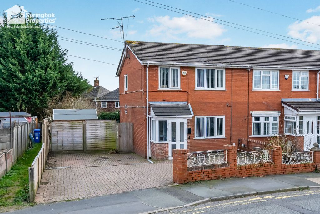 Property photo 1 of 16 Front View