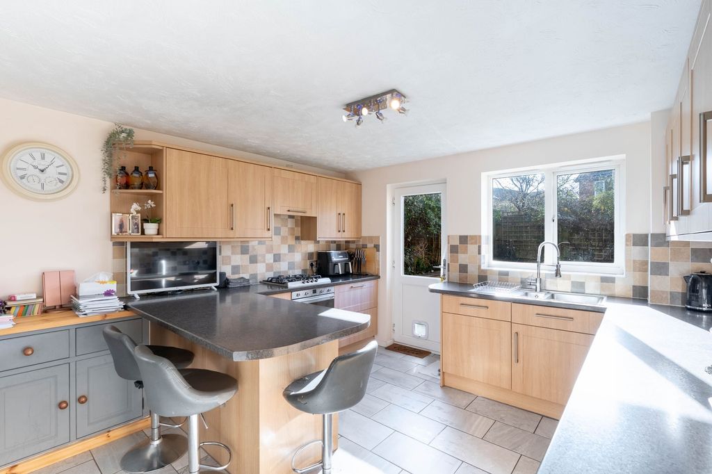 Property photo 3 of 15