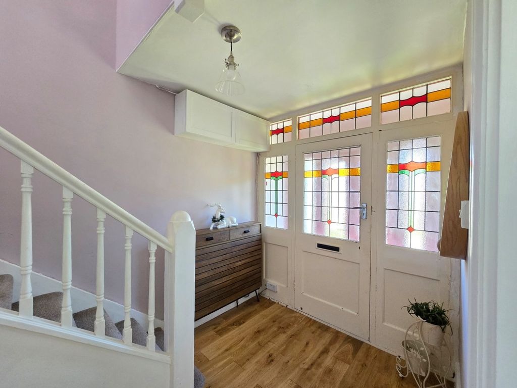 Property photo 2 of 15 5040871