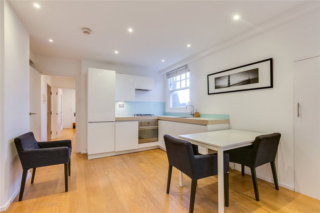 Property photo 1 of 5