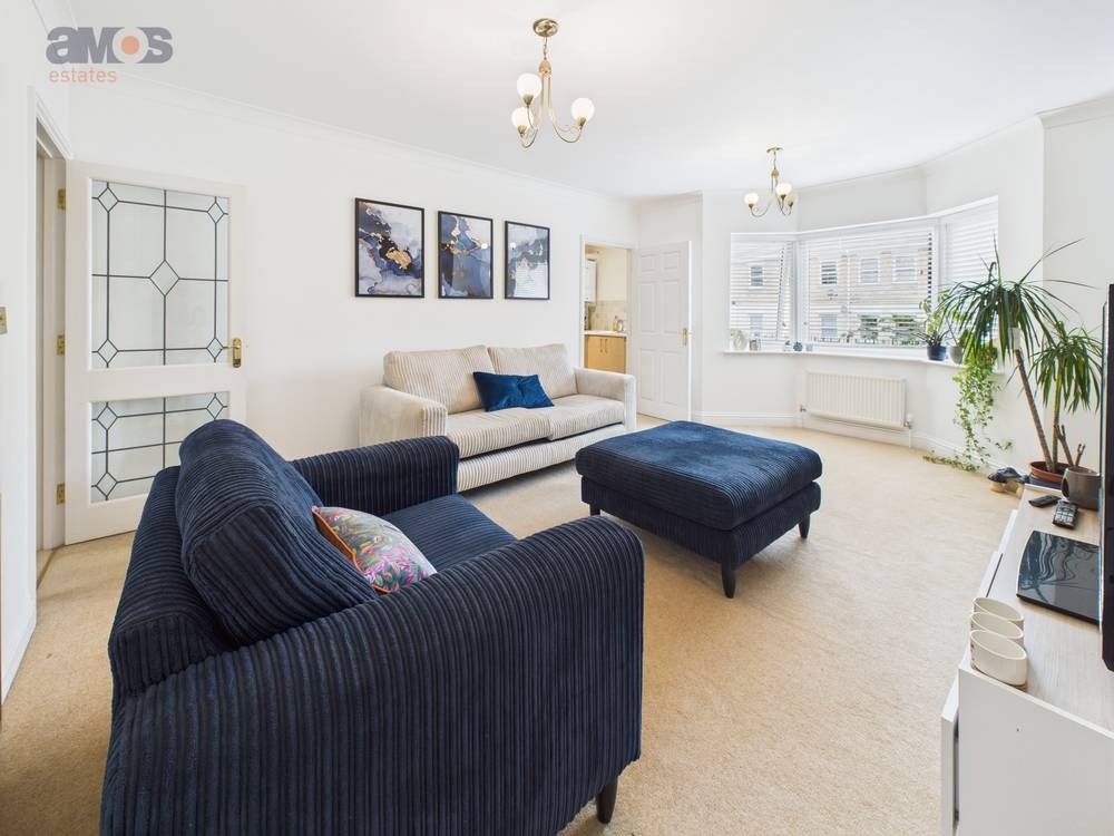 Property photo 2 of 15 4353565