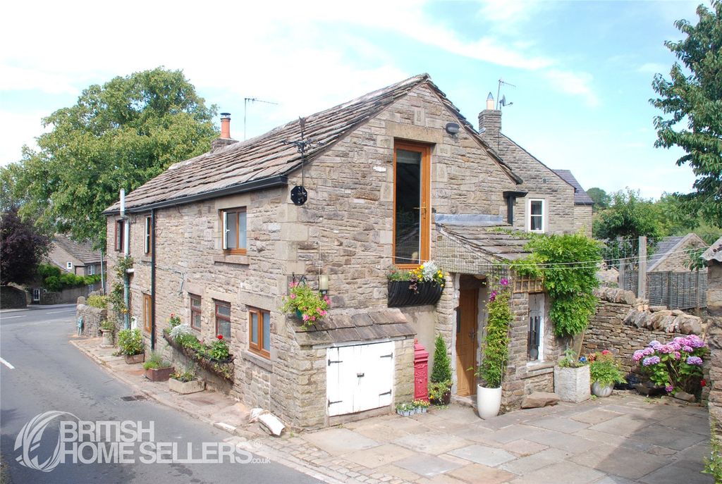 Property photo 1 of 22 Picture No. 02