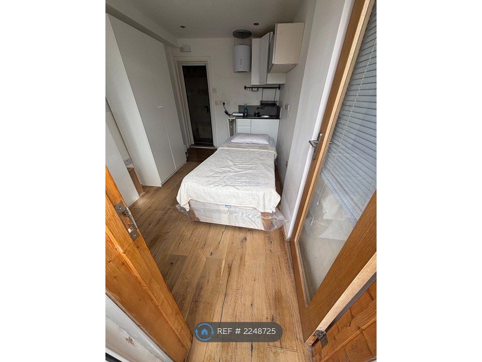 Property photo 2 of 4