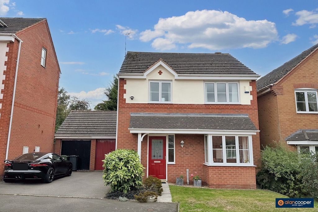 Property photo 1 of 13 4552472