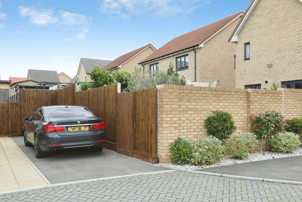 Property photo 2 of 12 Pbox-Img.Jpg