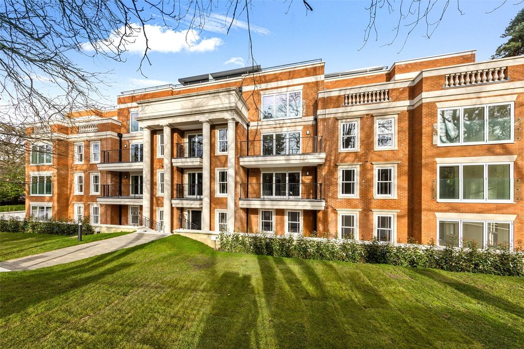 Property photo 1 of 14 Lincoln Court
