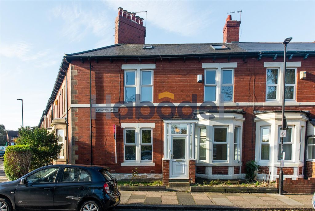 Property photo 1 of 8