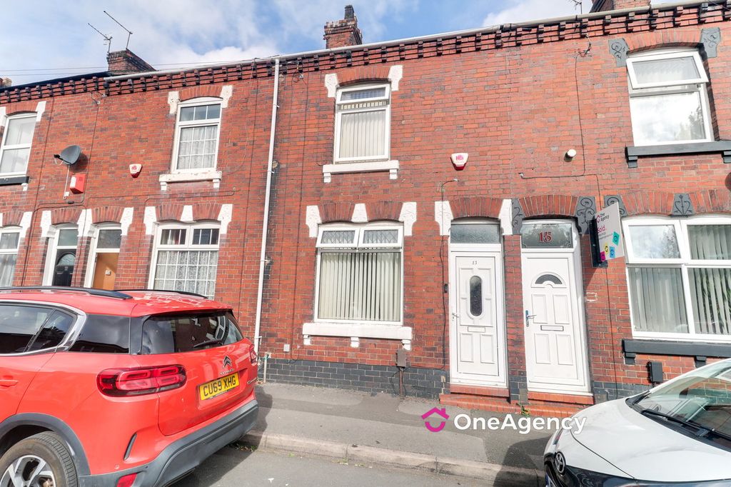Property photo 1 of 12