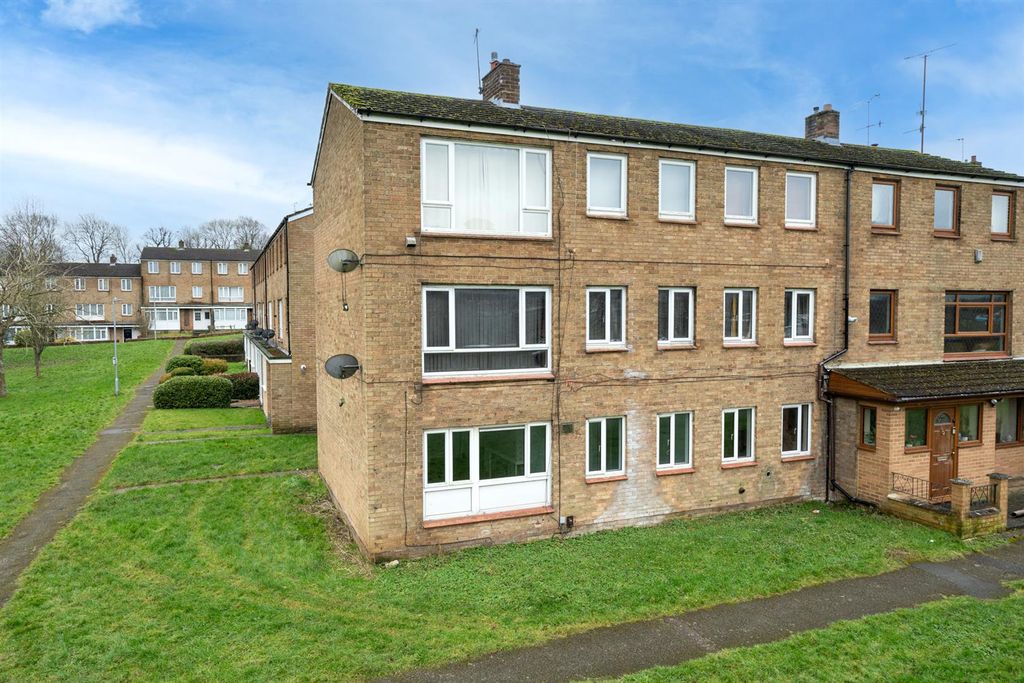 Property photo 1 of 11 22-Barley-Croft-4.Jpg