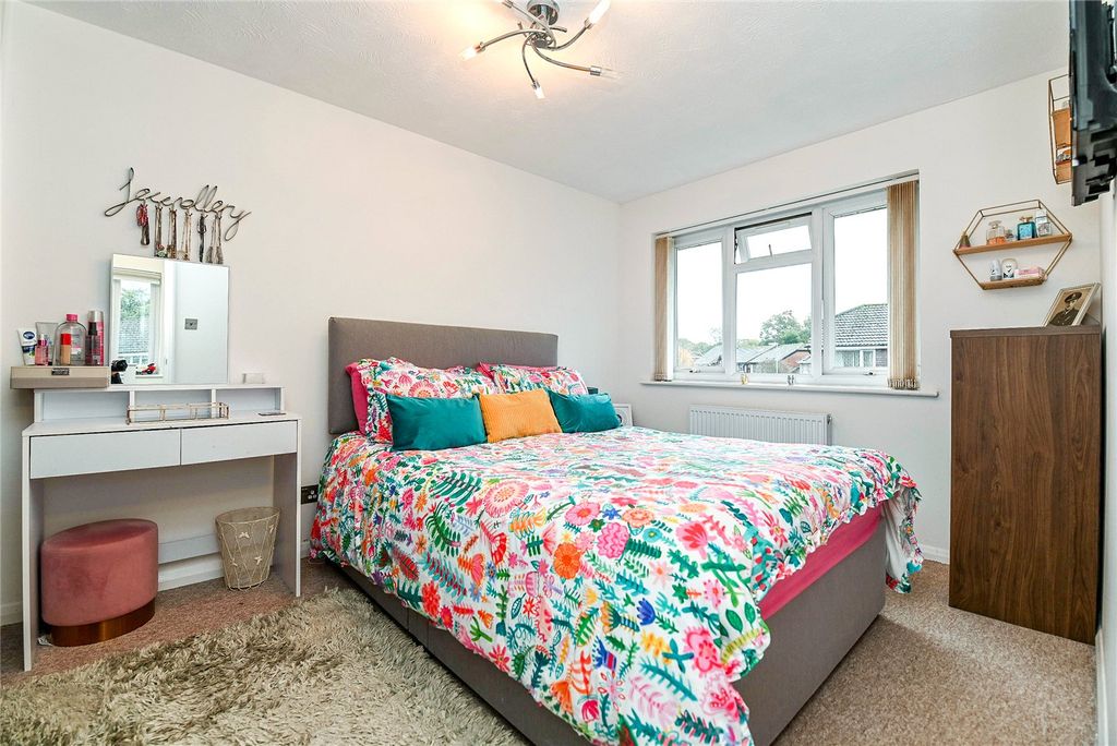 Property photo 3 of 18 Picture No. 04