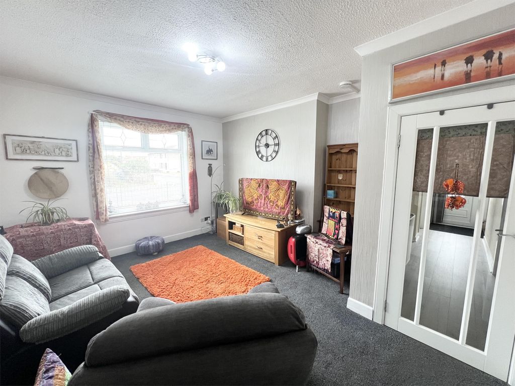 Property photo 3 of 23