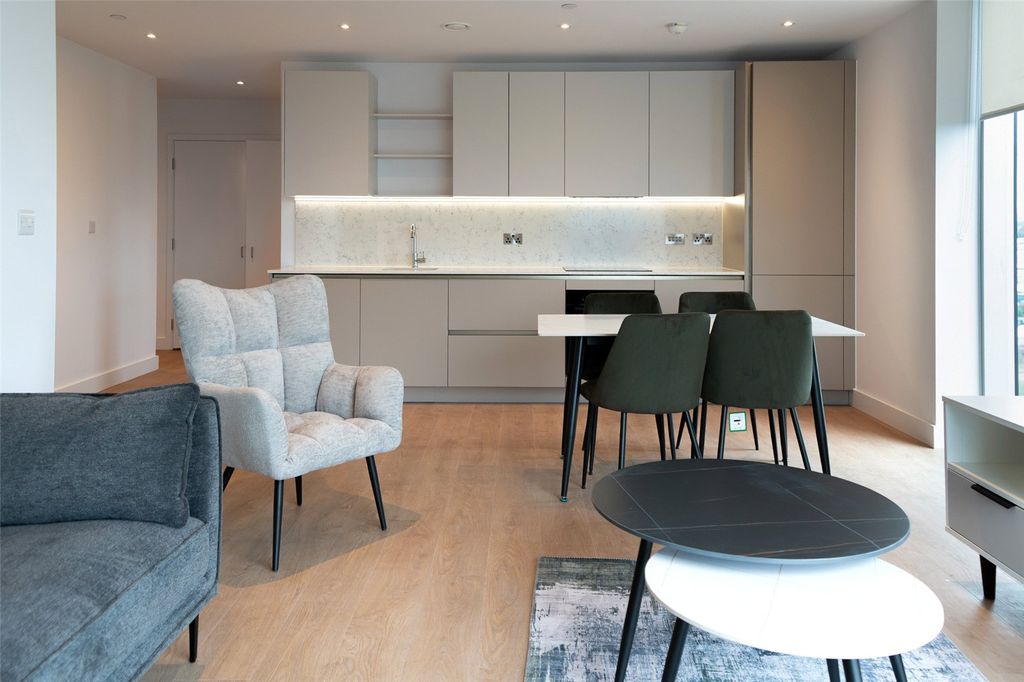 Property photo 2 of 22 Picture No. 55