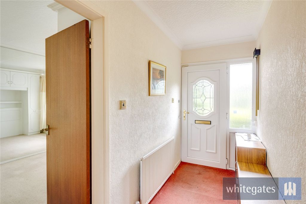 Property photo 2 of 25 Picture No. 30