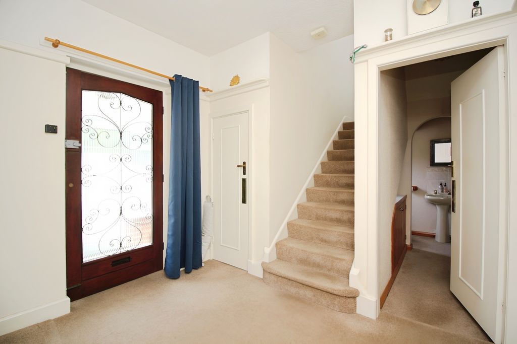 Property photo 3 of 31