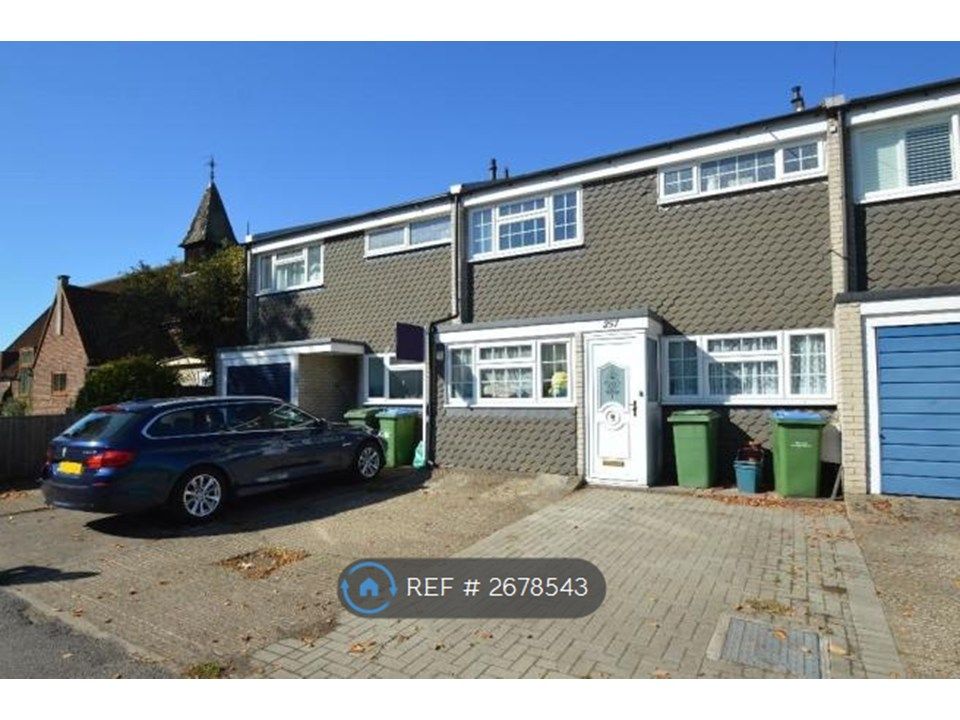 Property photo 1 of 22 Lovely 3/4 Bedroom House With 2 Parking Spaces