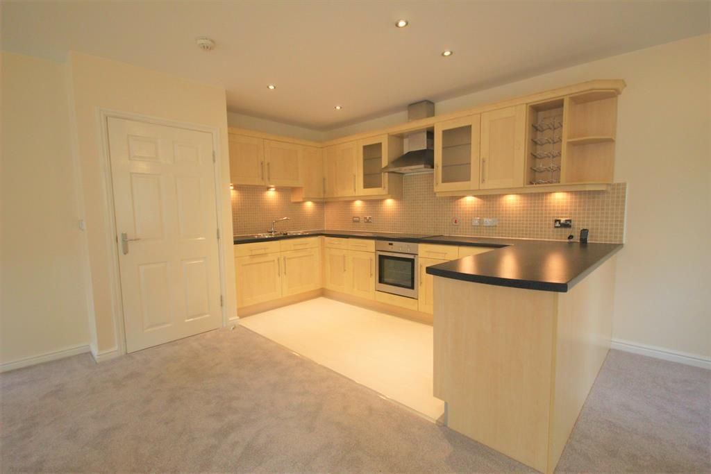 Property photo 2 of 14