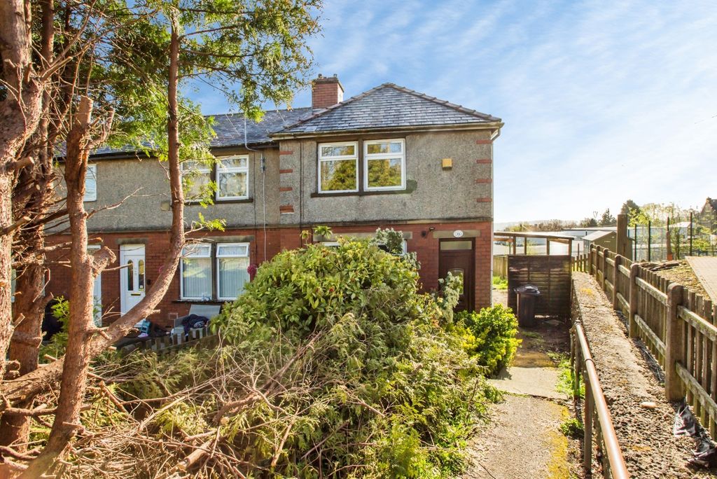 Property photo 1 of 18 Front