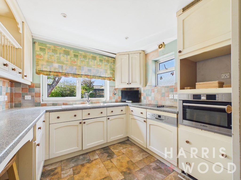 Property photo 3 of 40 5010773