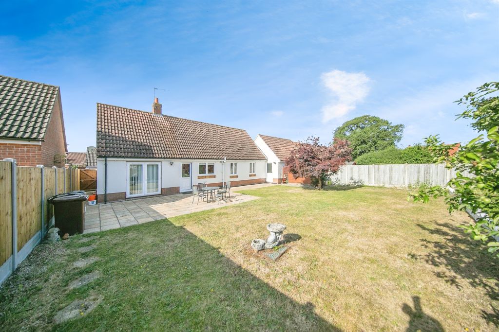 Property photo 2 of 17