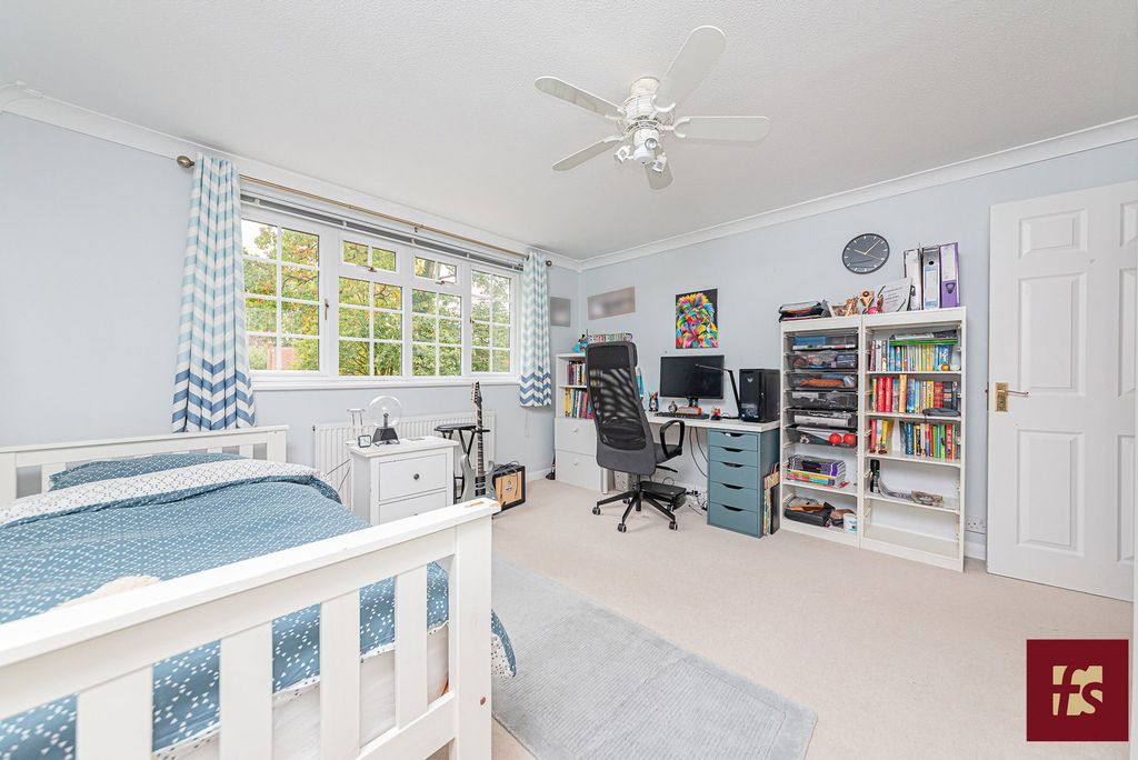 Additional image 21 of 4 bed detached house for saleThe Avenue, Crowthorne, Berkshire RG45