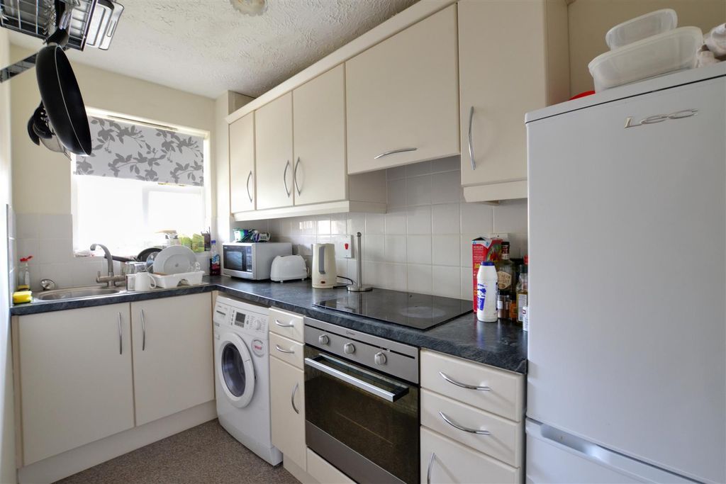 Property photo 3 of 7