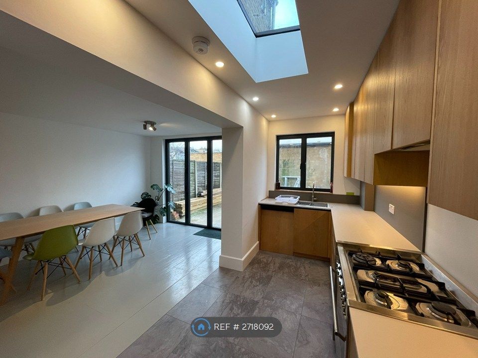 Property photo 1 of 11 Shared Kitchen &amp; Living Space / Dining Area