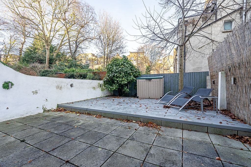 Property photo 3 of 12 40_A_Sutherland_A...