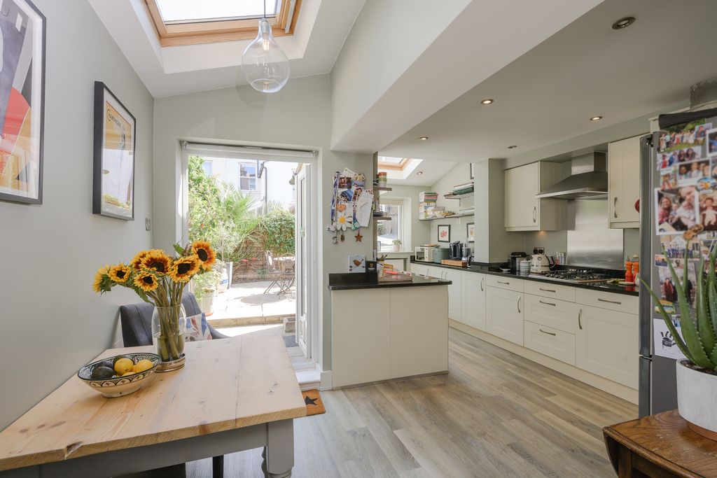 Property photo 1 of 13 Picture No. 03