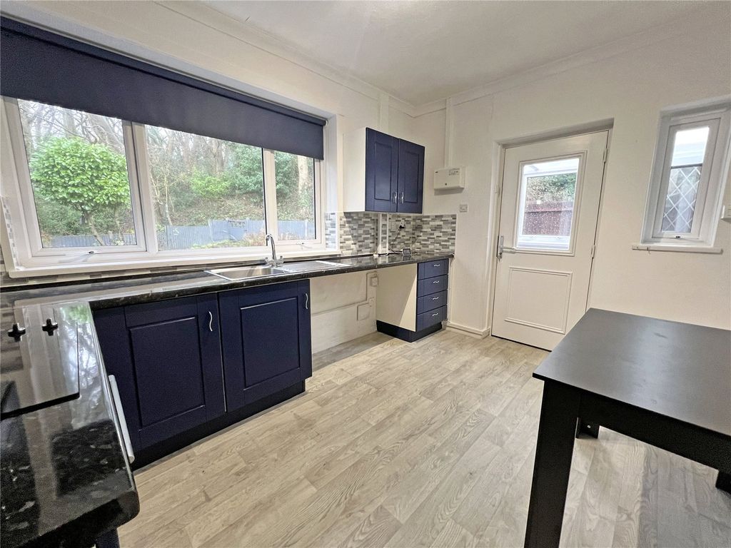 Property photo 3 of 7 Picture No. 04