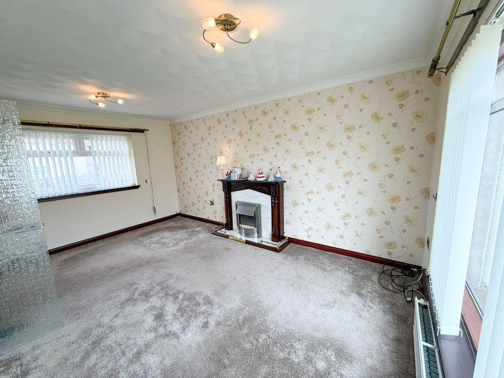 Property photo 3 of 21