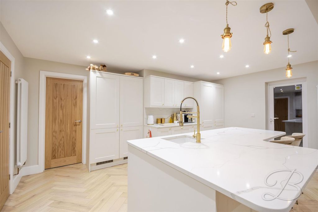 Property photo 3 of 41 Ccltd-35.Jpg