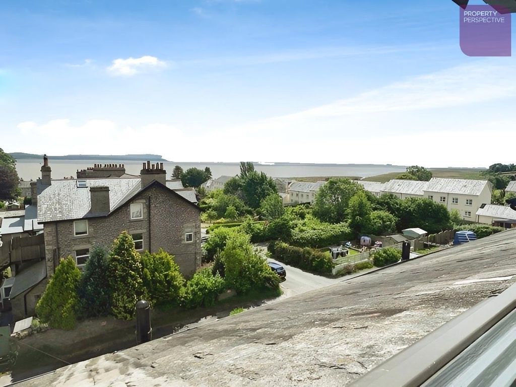 Property photo 2 of 21 1d34c8Ef-Mayfield 205.Jpg