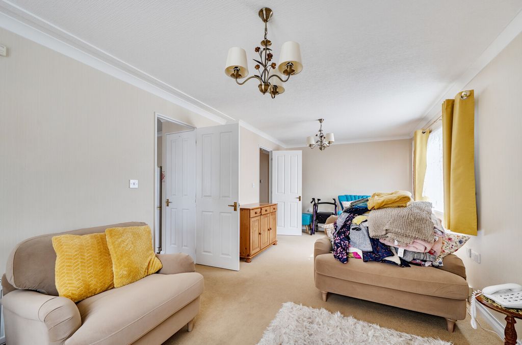 Property photo 3 of 12 1441346269E211E864B23