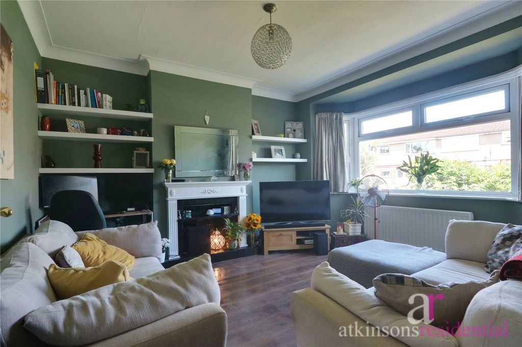 Property photo 2 of 14 Picture No. 08