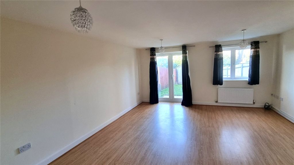 Property photo 2 of 12 Picture No. 12