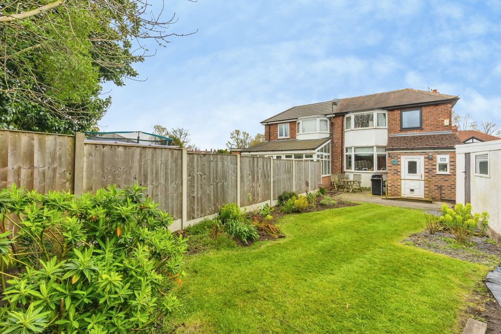 Property photo 2 of 20 Pbox-Img.Jpg